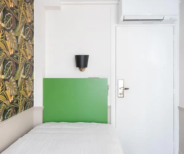 Hotel 31 - Tour Eiffel 3*