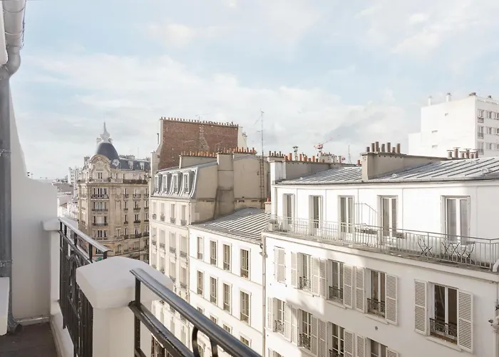 31 - Tour Eiffel Hotel 3*