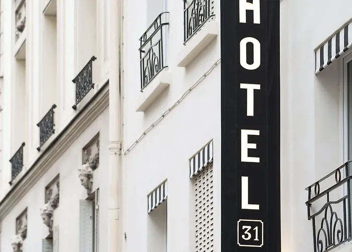 Hotel 31 - Tour Eiffel 3*
