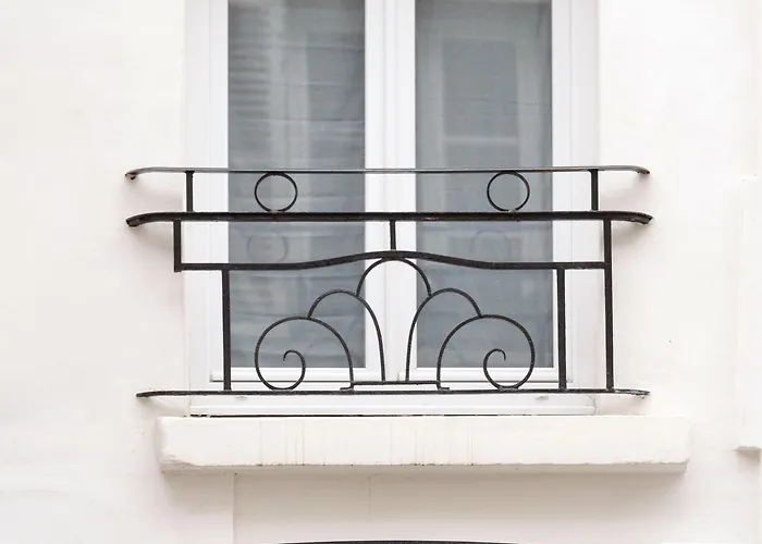 31 - Tour Eiffel Hotel 3*