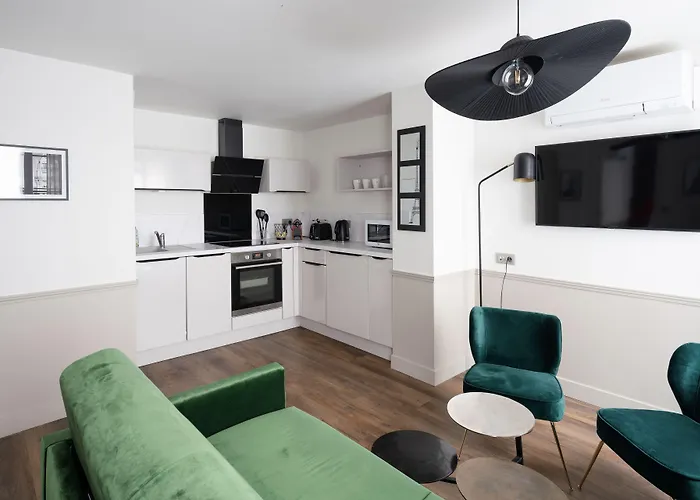 31 - Tour Eiffel Hotel Paris