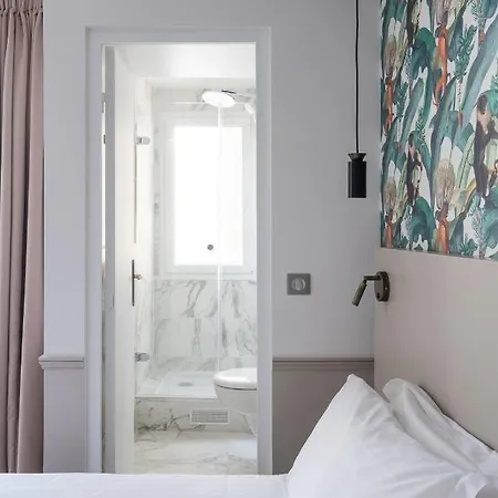 31 - Tour Eiffel Отель Париж