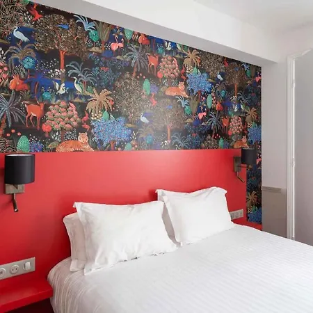 31 - Tour Eiffel 3* Париж