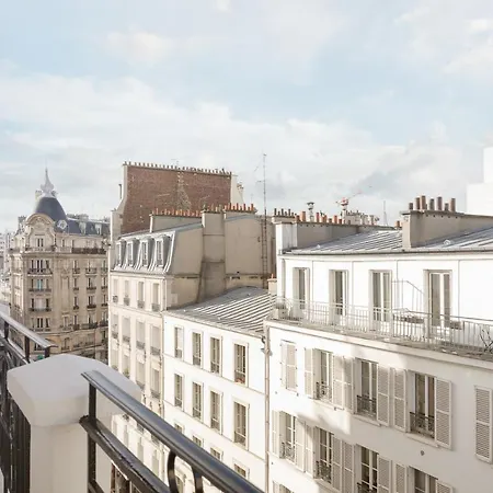 31 - Tour Eiffel Otel 3*