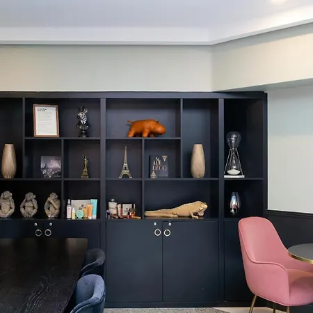 Отель 31 - Tour Eiffel Париж