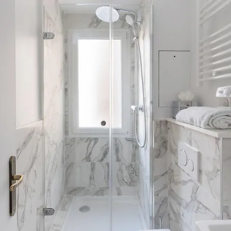 Hotel 31 - Tour Eiffel 3*